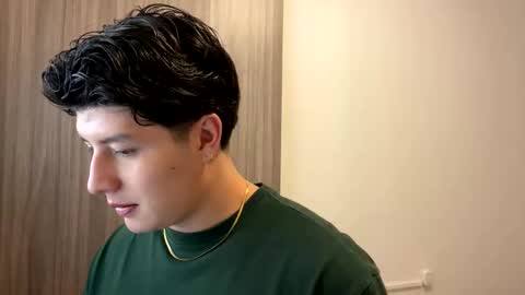 goldenknight33 online show from September 23, 2:00 pm