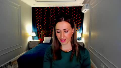 Olivia online show from November 11, 3:52 am