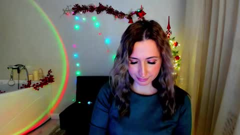 Olivia online show from December 13, 7:53 pm