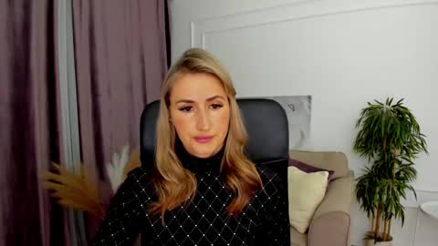 Olivia online show from February 11, 3:50 am
