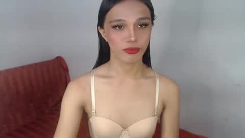 Lily is Gold online show from February 15, 11:14 pm