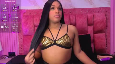 goldilockss15 online show from March 31, 12:27 pm