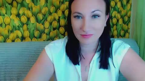 goldmoonn online show from July 2, 2:33 pm