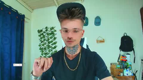 Goldy Loyal93 online show from August 1, 8:54 pm