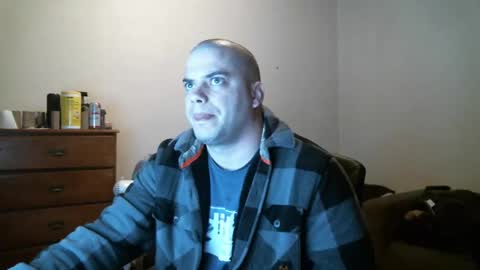 Snapshot of goleafzgo chatting on December 2, 3:40 am goleafzgo online show from December 2, 3:40 am