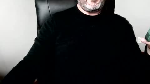golfpro84 online show from May 6, 9:32 pm