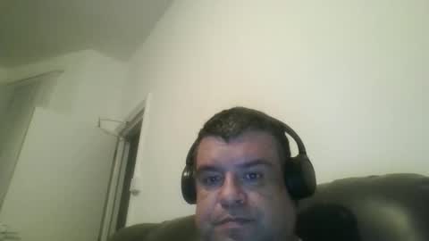 gomezgonz5 online show from September 16, 8:23 pm
