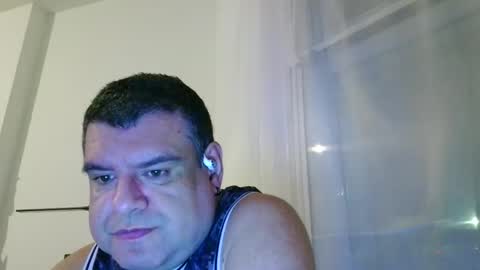 gomezgonz5 online show from September 15, 7:26 pm