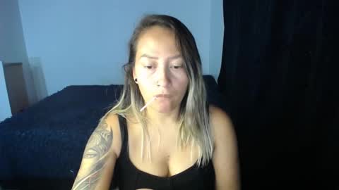 nathalia online show from December 3, 3:26 am