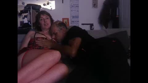 Snapshot of goodtimebfrench chatting on September 19, 10:35 pm goodtimebfrench online show from September 19, 10:35 pm