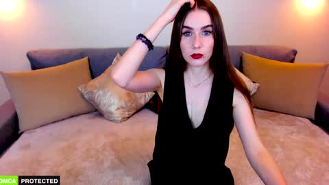 Petra online show from December 3, 6:11 pm