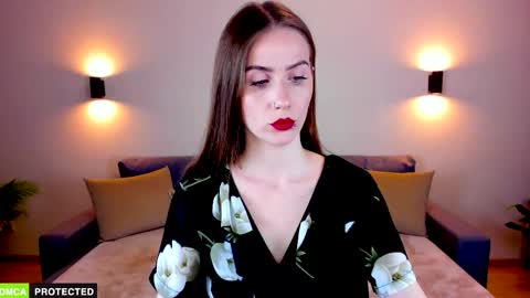 Petra online show from October 12, 2:53 pm