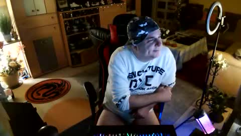 google5001 online show from October 2, 3:27 am