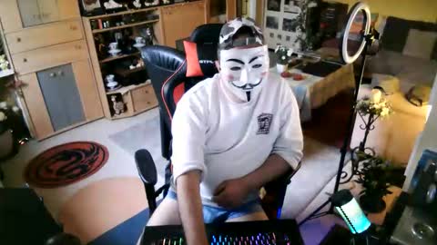 google5001 online show from October 22, 2:08 pm