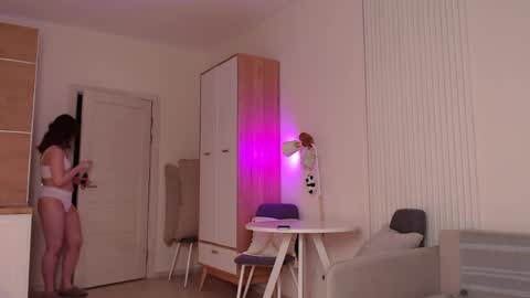 Yulia 24  online show from April 12, 5:06 pm