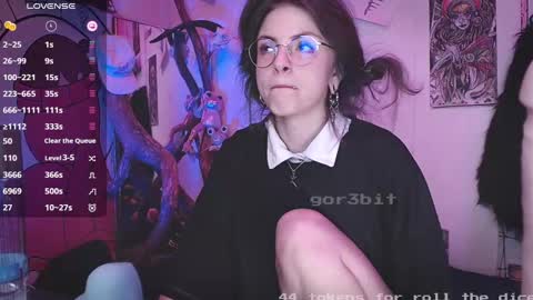 Giggle Monster online show from December 4, 2:42 pm