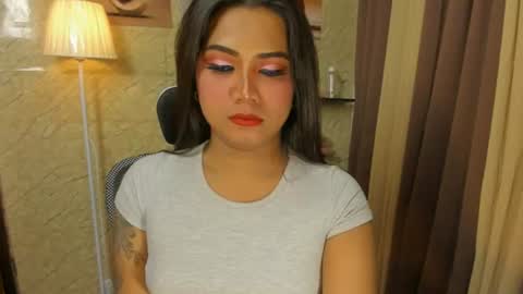 RIANA online show from July 12, 7:06 pm