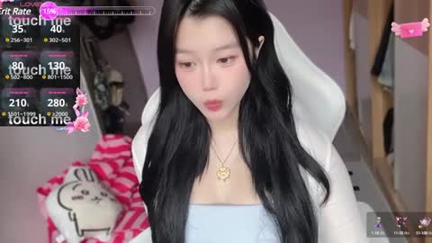 gorgeous girl33 online show from February 26, 12:52 am