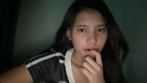 Lyn online show from November 29, 2:19 am