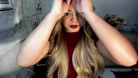 Snapshot of gorgeousamandarose chatting on September 8, 10:20 pm Amanda rose online show from September 8, 10:20 pm