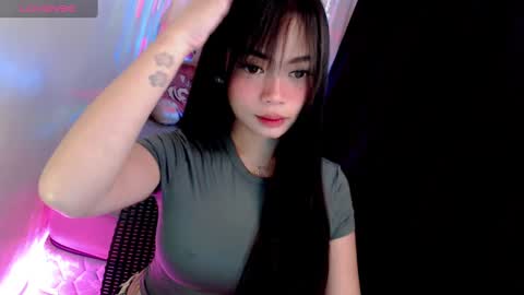 Snapshot of gorgeoustransgirl chatting on March 2, 11:07 am Emmy online show from March 2, 11:07 am