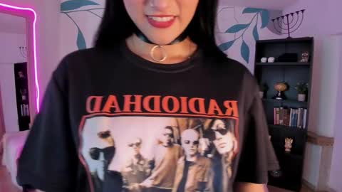 Alice online show from November 20, 7:44 pm