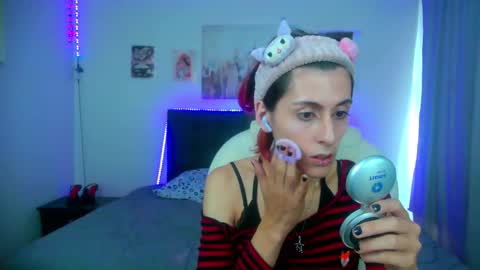 goth_minerva online show from March 6, 2:27 pm