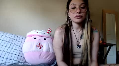 gothbaby305 online show from February 6, 10:10 pm