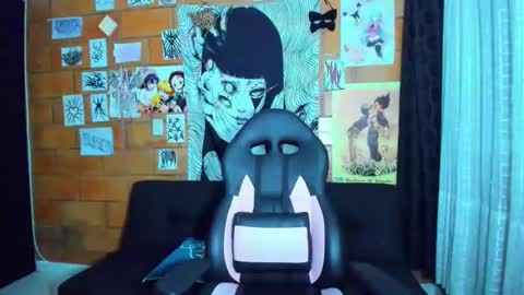 Snapshot of gothic9goddes chatting on January 6, 1:42 am GG online show from January 6, 1:42 am