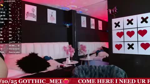 Meredith Alessandra online show from October 25, 7:08 am