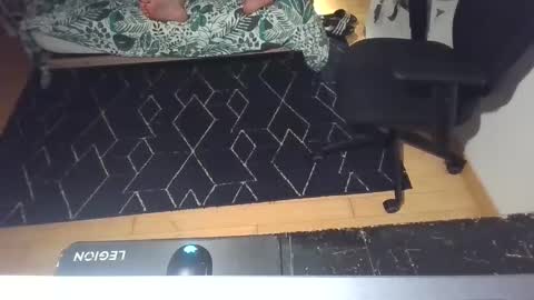 goura2000 online show from October 13, 9:39 pm