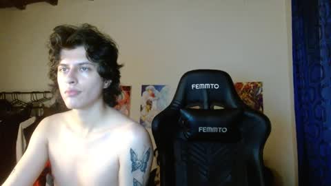 Snapshot of gowther__ chatting on January 29, 6:33 am angelito tu novio online show from January 29, 6:33 am