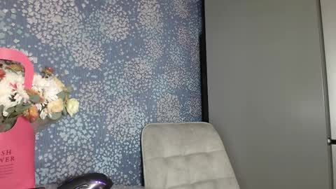 grace498734 online show from September 10, 1:34 pm