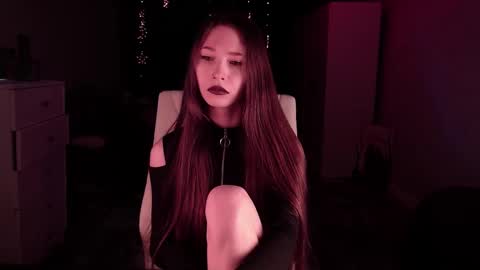 Snapshot of grace_crystal chatting on October 25, 1:06 am Grace online show from October 25, 1:06 am