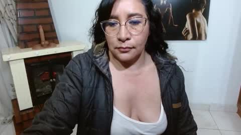 grace_mature_milf online show from October 20, 11:21 pm