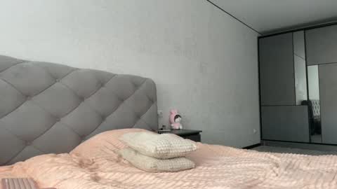 Snapshot of gracefulcharm_ chatting on February 13, 9:30 am Daria online show from February 13, 9:30 am