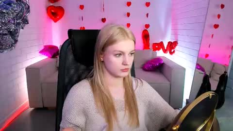 Grace Glamour online show from March 11, 11:23 am