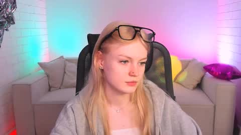 Grace Glamour online show from February 10, 8:20 am