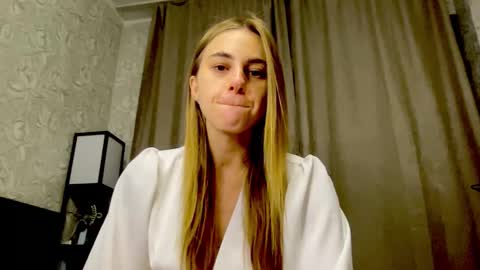 gracetorrezz online show from September 30, 7:02 pm