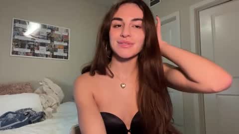 Snapshot of graciesmith27 chatting on December 18, 4:53 am Gracie Smith online show from December 18, 4:53 am