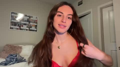 Snapshot of graciesmith27 chatting on January 8, 4:23 am Gracie Smith online show from January 8, 4:23 am