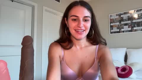Snapshot of graciesmith27 chatting on September 8, 10:20 pm Gracie Smith online show from September 8, 10:20 pm