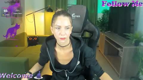 GrayceWild online show from September 15, 5:31 am