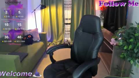 GrayceWild online show from October 13, 5:31 am