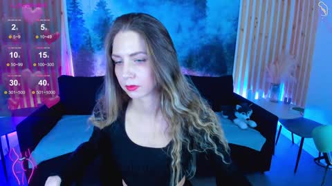 GrayceWild online show from December 7, 8:38 am