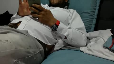 grayknight_ online show from May 27, 1:57 am