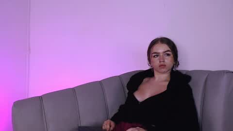 Snapshot of grecia_rouse chatting on February 6, 10:36 am GRECIA online show from February 6, 10:36 am