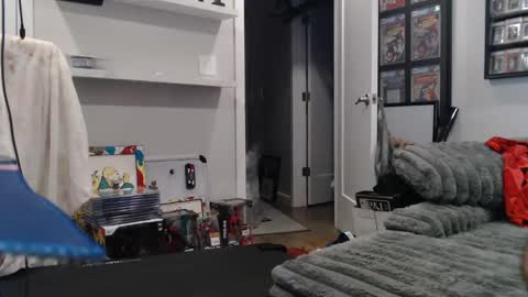 greekgodandgoddess online show from February 13, 4:43 am