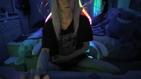 GreenEyedLovexo online show from February 26, 5:46 am