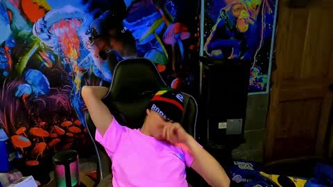 Greenlungs8195 online show from February 8, 12:17 pm